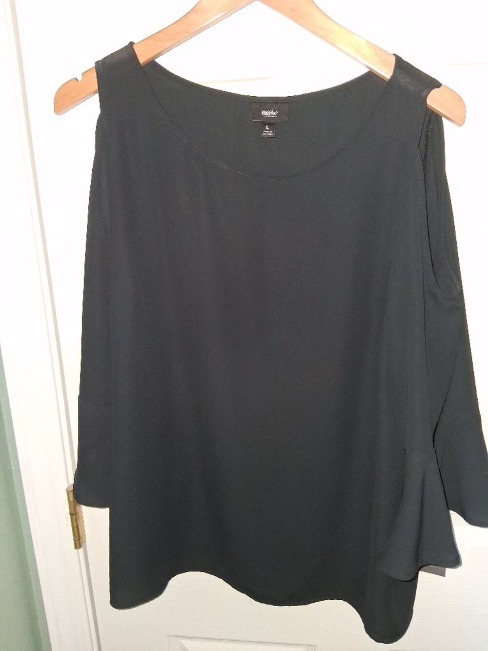 Mossimo Cold Shoulder Blouse Brand New Sz L
